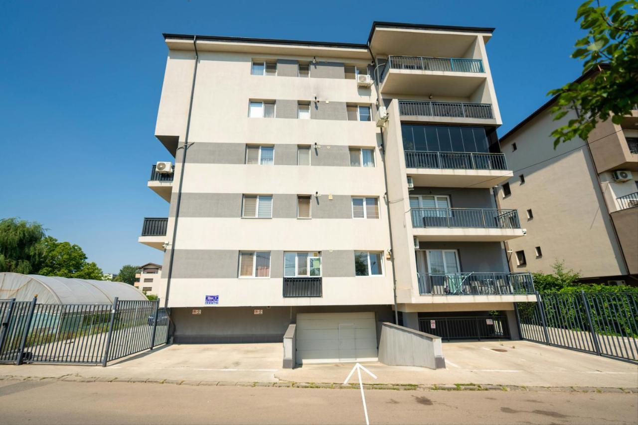 Hotel Studio Titan Bukarest Kültér fotó