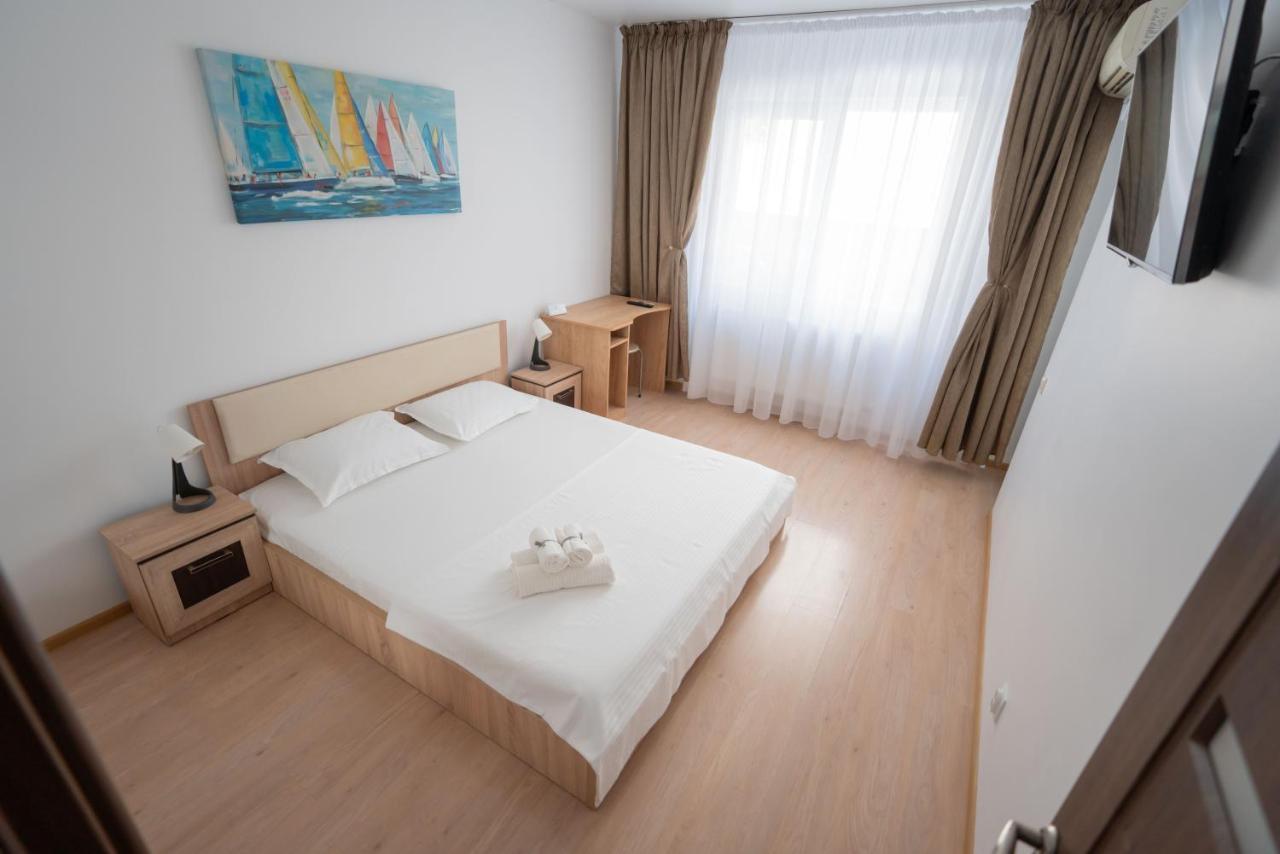 Hotel Studio Titan Bukarest Kültér fotó