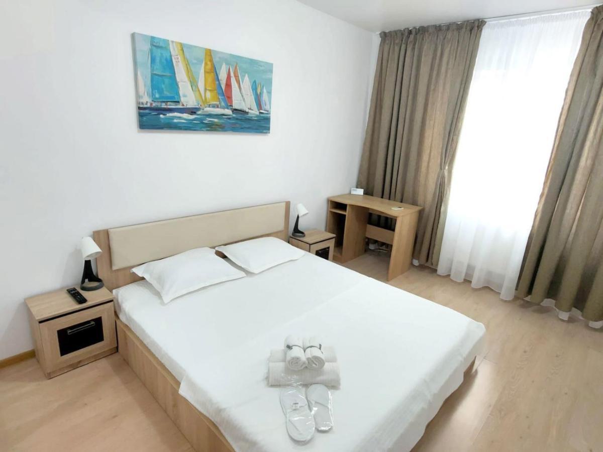 Hotel Studio Titan Bukarest Kültér fotó