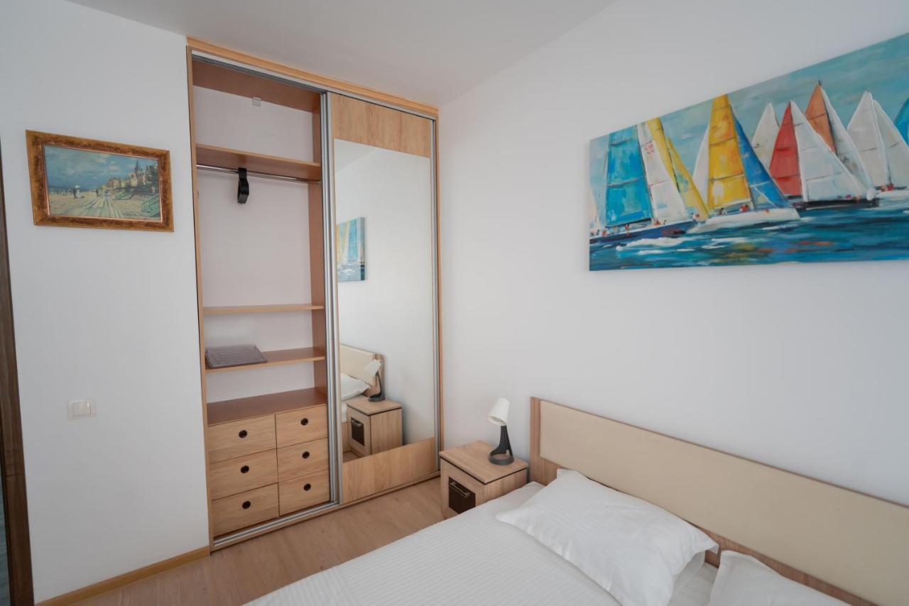 Hotel Studio Titan Bukarest Kültér fotó