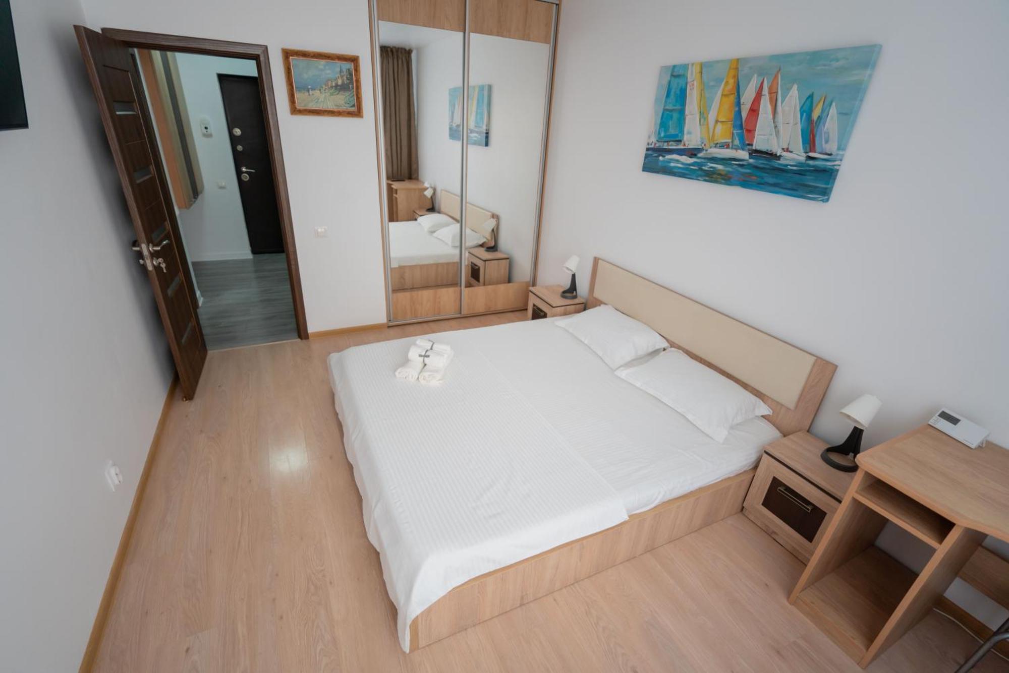 Hotel Studio Titan Bukarest Kültér fotó